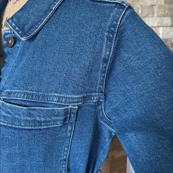 Old Navy blue jean tie waist utility jacket with four front pockets button close - Picture 7 of 16